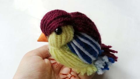 Bird made from yarn